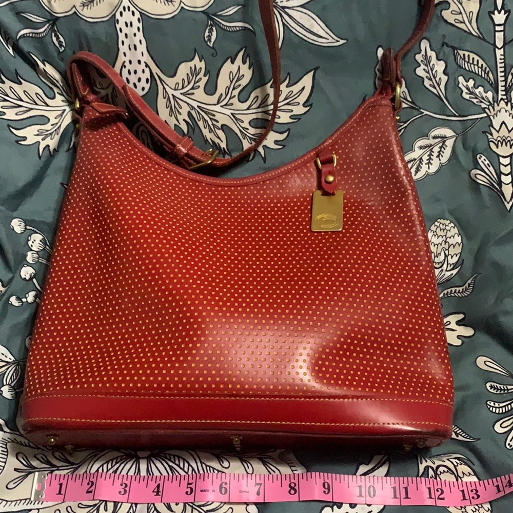 Dooney & Bourke shoulder bag. Great shape